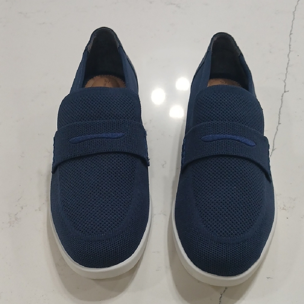 Tommy Bahama Blue and White Slip-On Loafers Sz 9 Without Tag Or Box